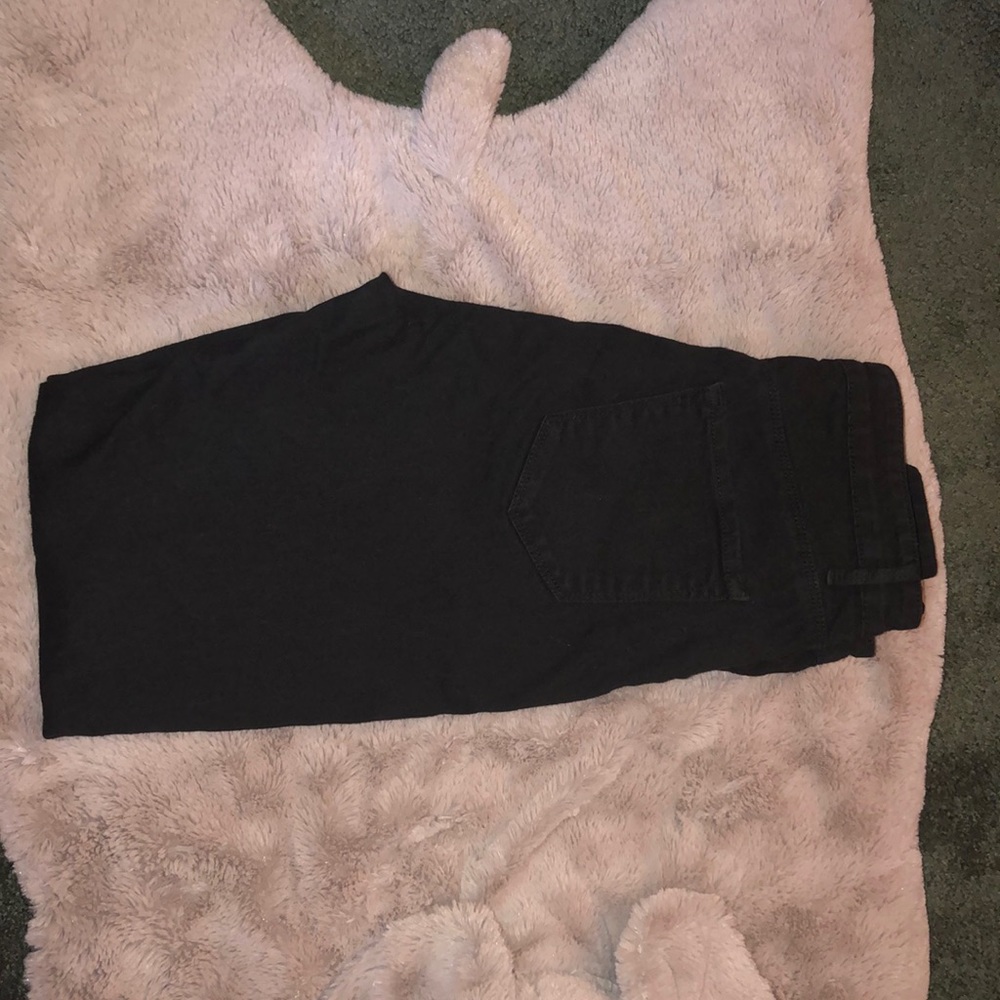 Black hi-rise refuge jeans